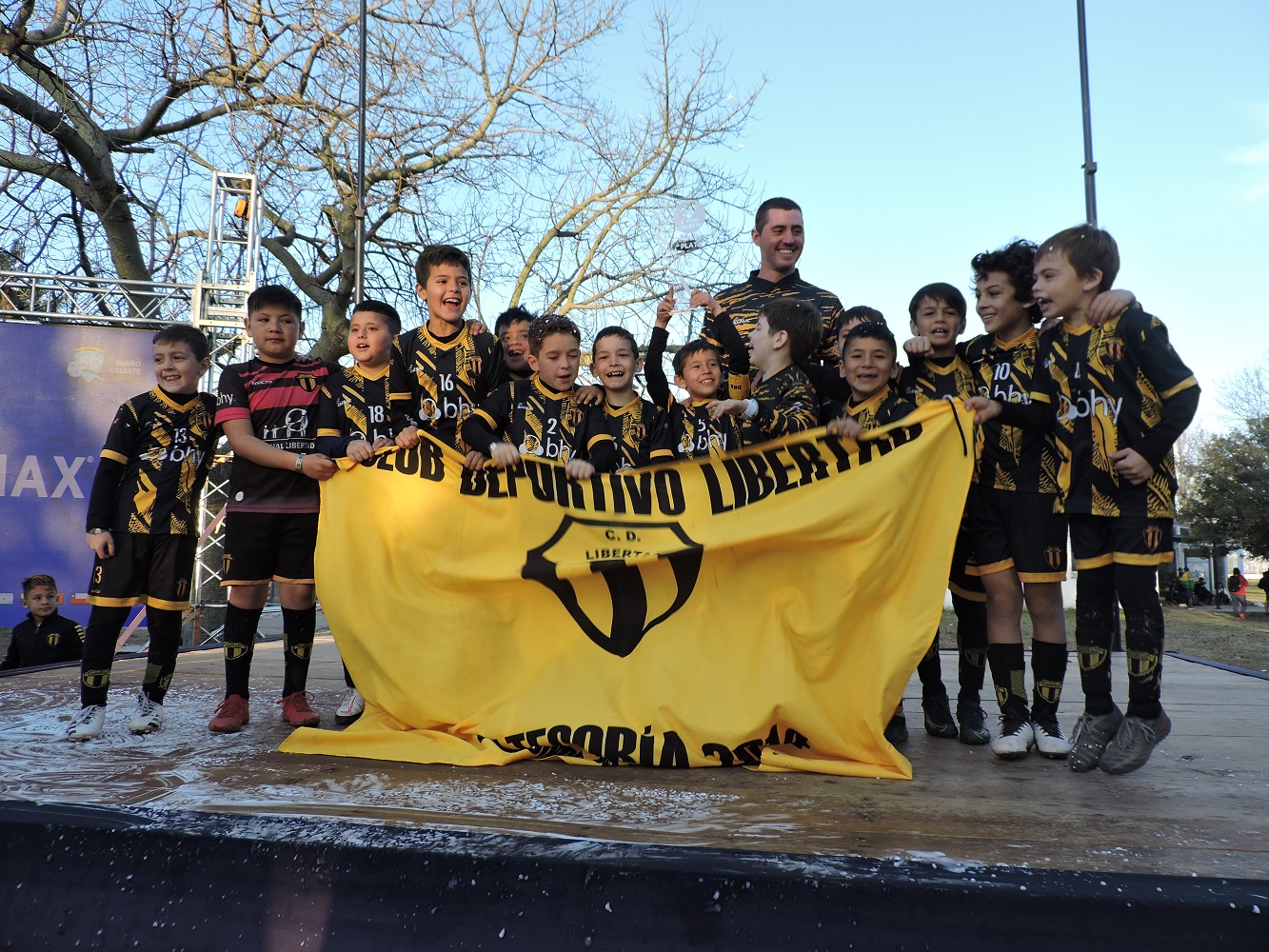 Futbol Femenino: Fin del Sueño Celeste – De Primera