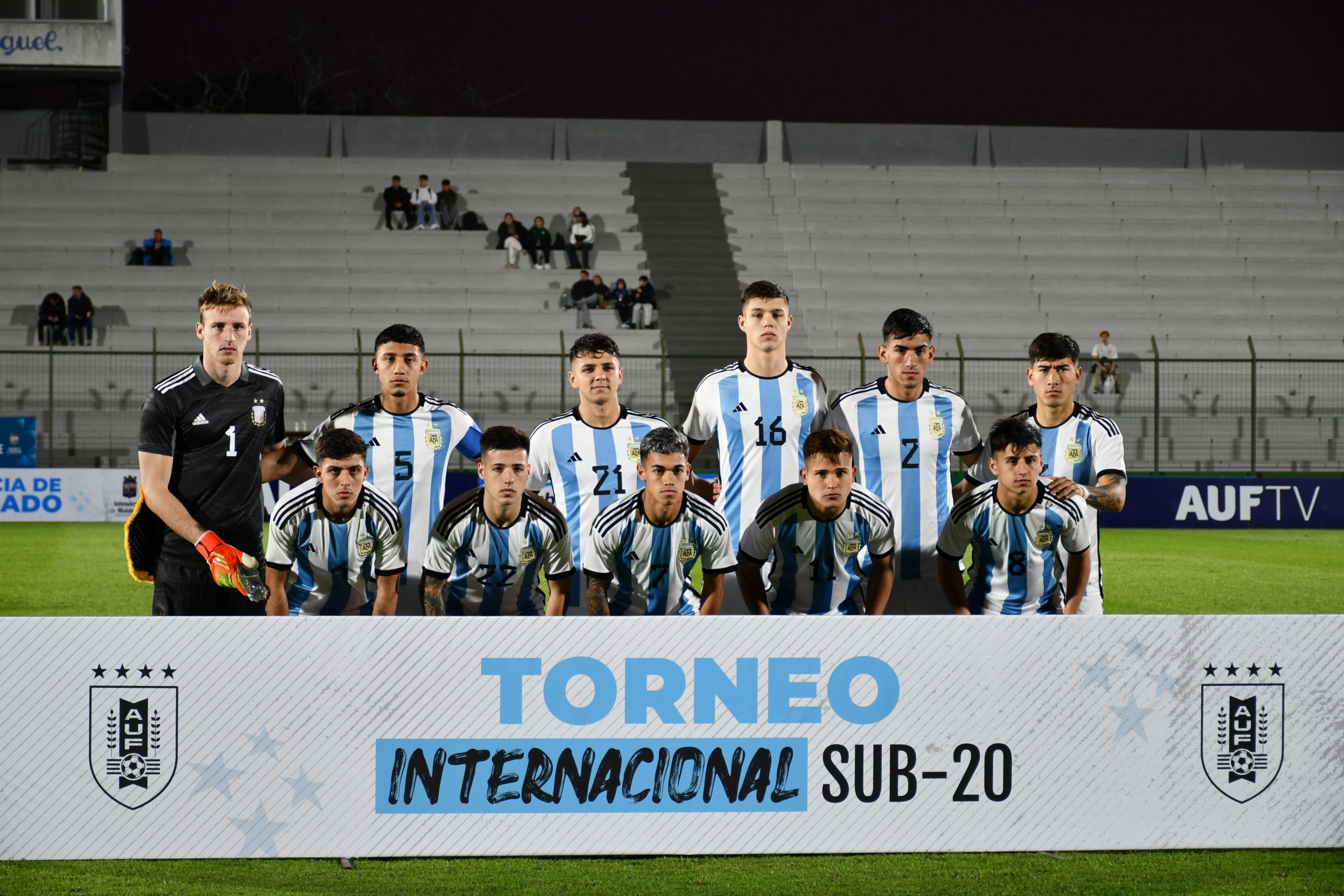 La Selección argentina Sub 20 del ascenso, con Santiago Moya, jugará un  amistoso