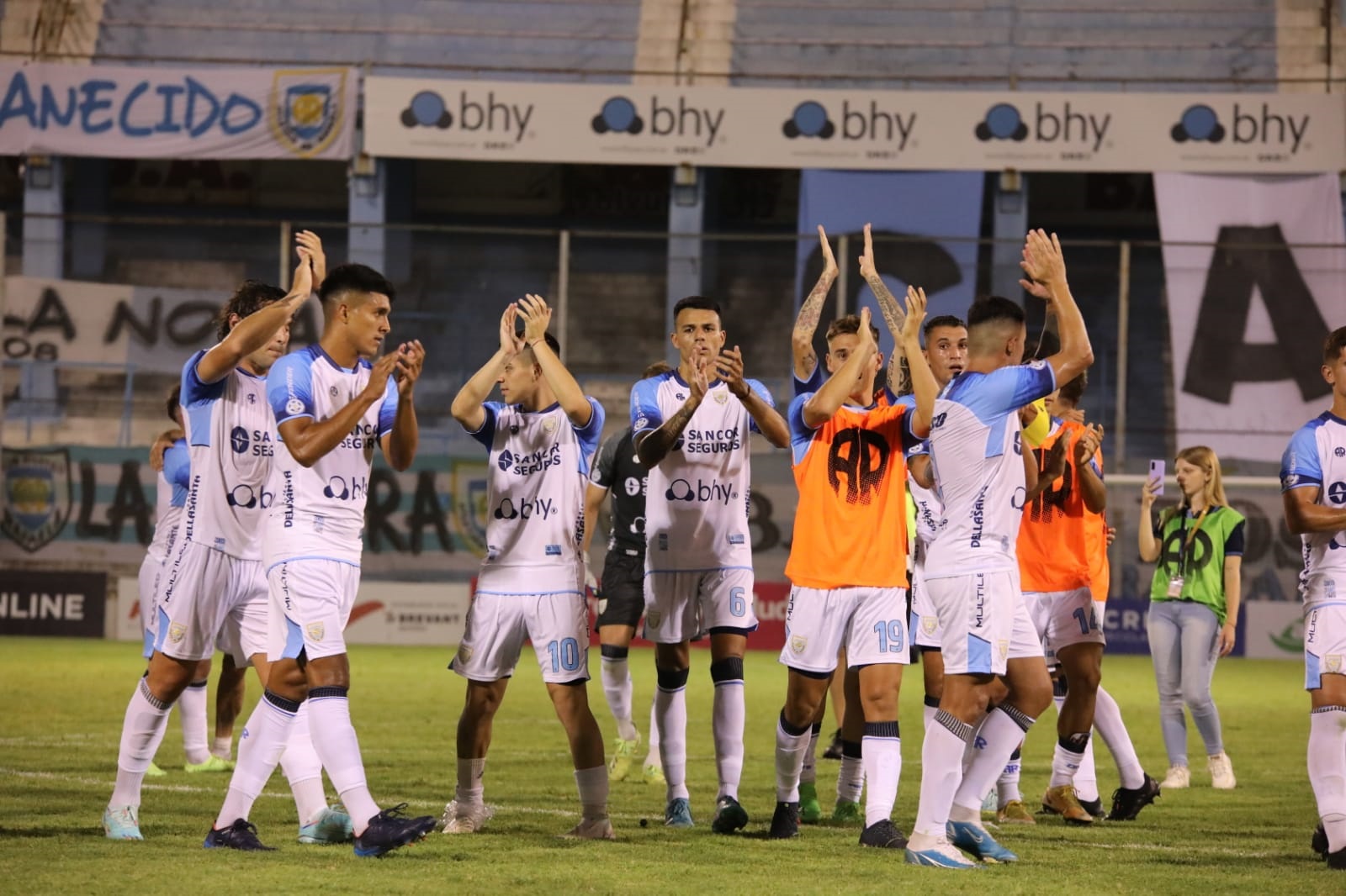 Madryn: Se vienen las pruebas para integrar la selección nacional de fútbol  femenino –